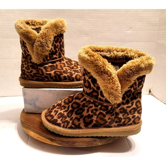 The Children's Place Other - Children’s Place Cheetah Print Snow Boots Sz 11 Girls